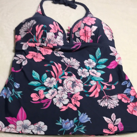 ^ NWT Flowered Swim Top With Molded Push Up Bra -  Size XXL - Picture 1 of 5